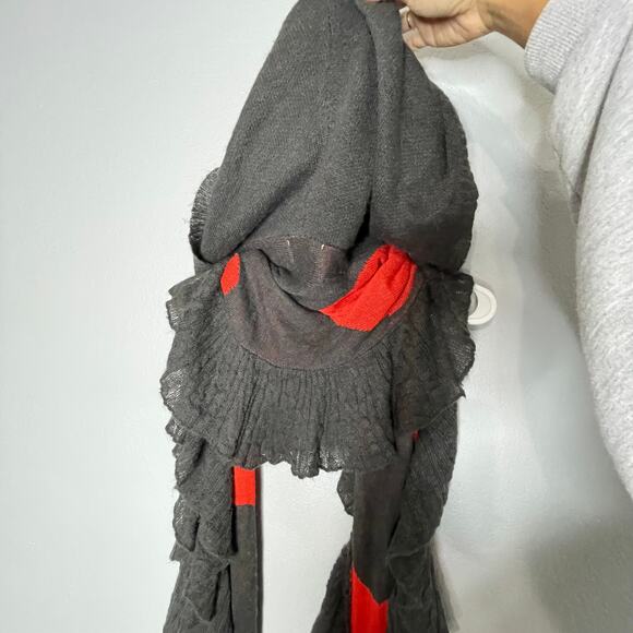 Wildfox hooded scarf grey red hearts and ruffles - Picture 6 of 9